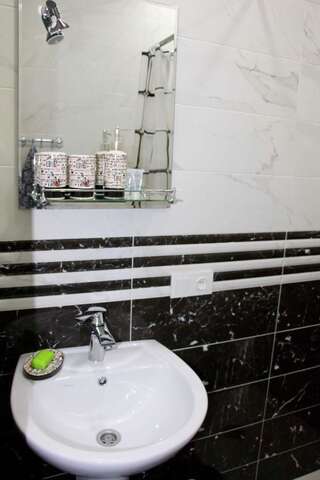 Гостевой дом Guest House Andria Мцхета Большой двухместный номер с 1 кроватью-6